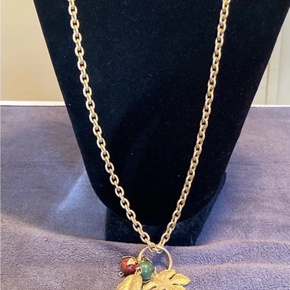 Vintage Gold Tone Leaf Pendant Necklace w/ Red Green Stone Beads Long Chain